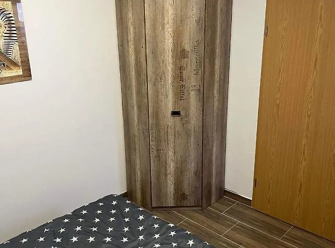 Apartma Mia Črni Kal